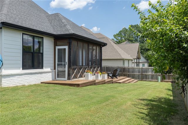 3445 E Galaxy Circle, Fayetteville, AR 72701