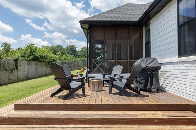 3445 E Galaxy Circle, Fayetteville, AR 72701
