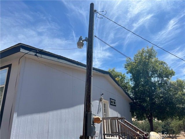 37180 Mistletoe Road, Squaw Valley, CA 93675