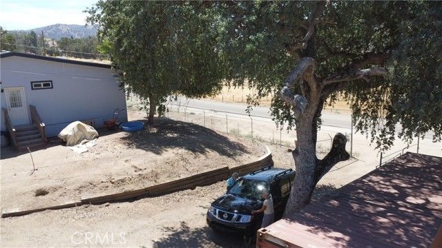 37180 Mistletoe Road, Squaw Valley, CA 93675