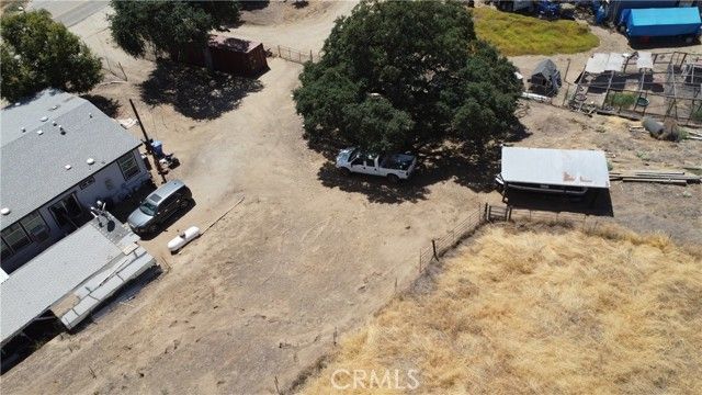 37180 Mistletoe Road, Squaw Valley, CA 93675