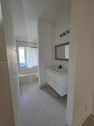 3686 NW 83rd Ln 3686, Sunrise, FL 33351