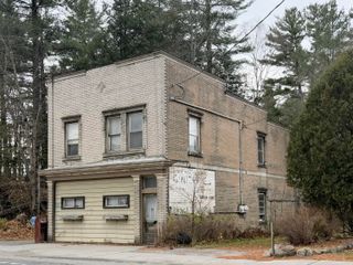 303 Broadway, Saranac Lake, NY 12983