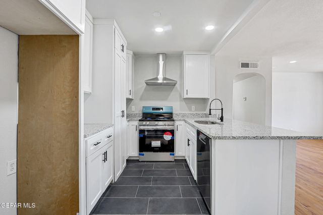 2004 Howze Street, El Paso, TX 79903