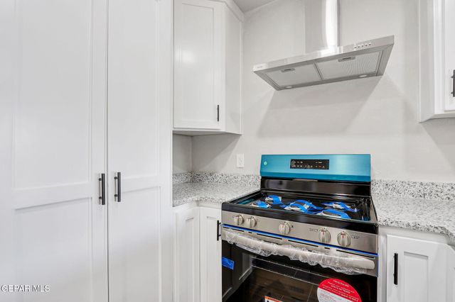 2004 Howze Street, El Paso, TX 79903