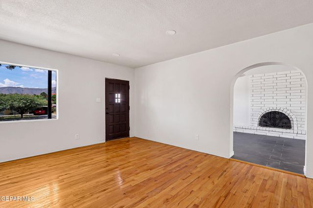 2004 Howze Street, El Paso, TX 79903