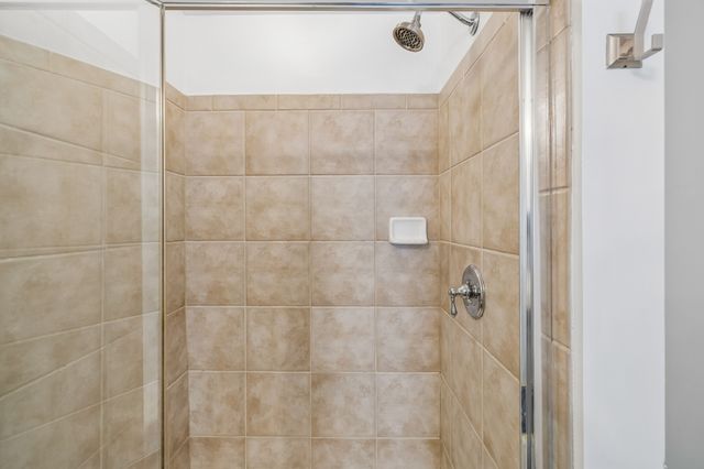 1803 Broadway Apt 318, Nashville, TN 37203