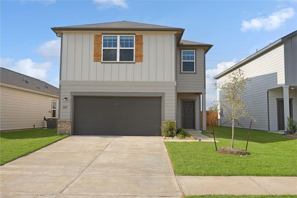8807 Vacek Crossing Way, Richmond, TX 77469