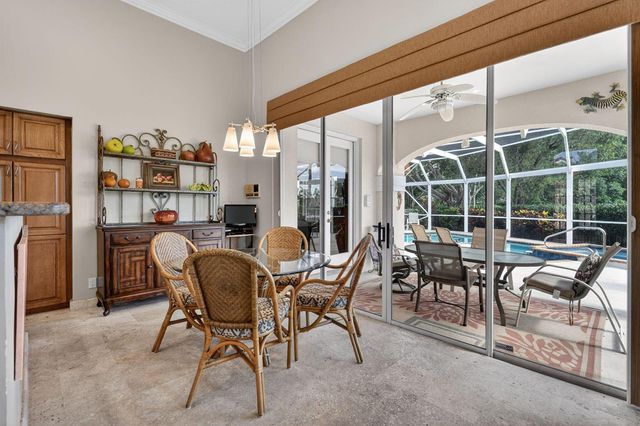 402 Eagleton Cove Way, Palm Beach Gardens, FL 33418