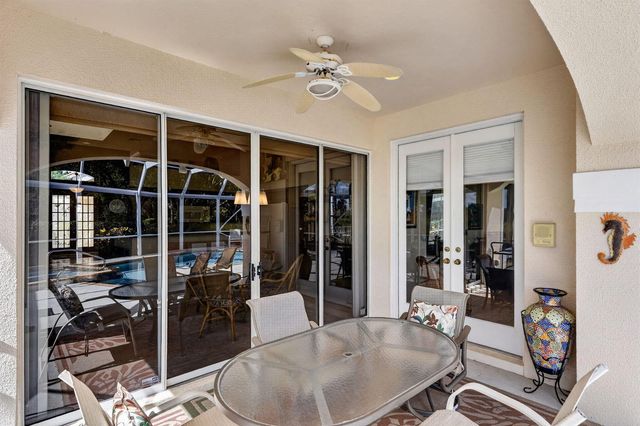 402 Eagleton Cove Way, Palm Beach Gardens, FL 33418