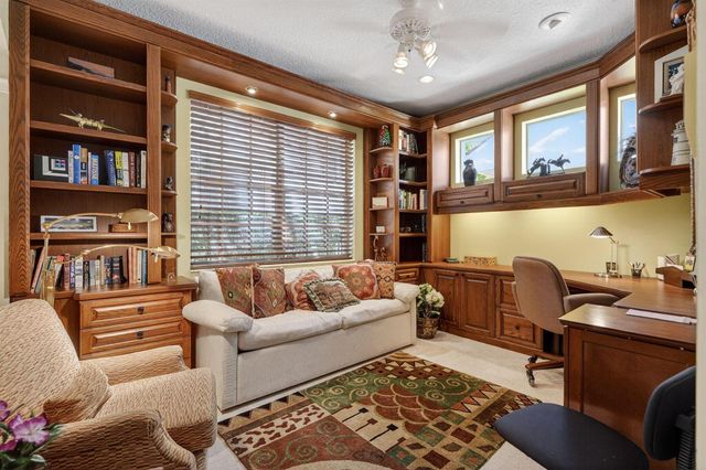 402 Eagleton Cove Way, Palm Beach Gardens, FL 33418