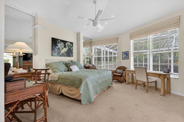 402 Eagleton Cove Way, Palm Beach Gardens, FL 33418