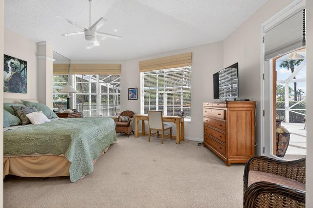 402 Eagleton Cove Way, Palm Beach Gardens, FL 33418