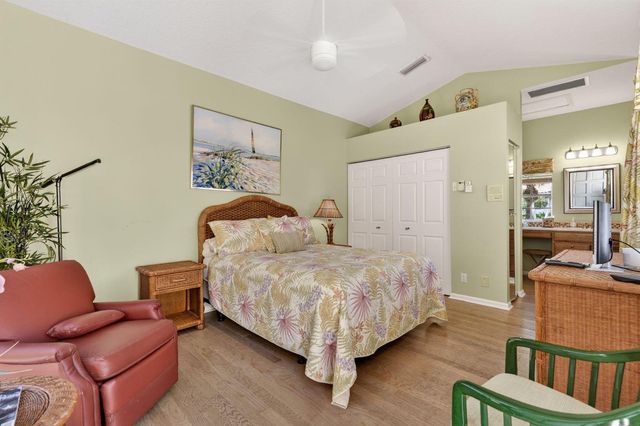 402 Eagleton Cove Way, Palm Beach Gardens, FL 33418