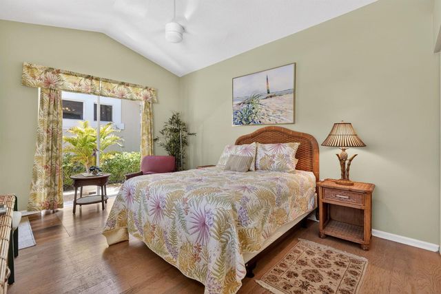 402 Eagleton Cove Way, Palm Beach Gardens, FL 33418