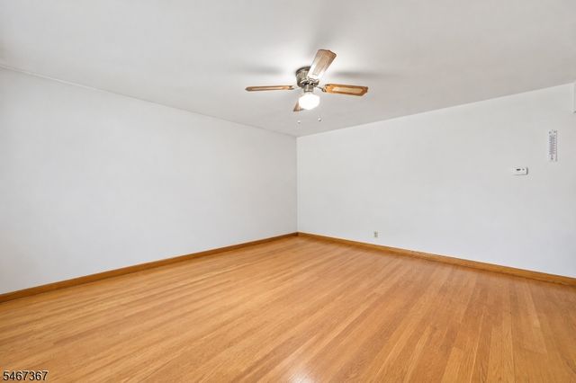 301 Valley Rd, Clifton City, NJ 07013