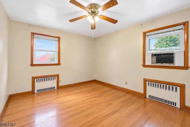 301 Valley Rd, Clifton City, NJ 07013