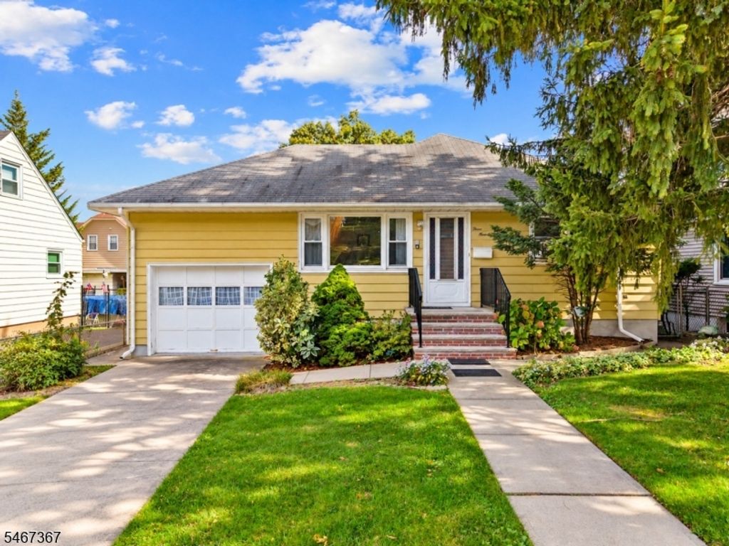 301 Valley Rd, Clifton City, NJ 07013 — photo 2