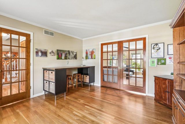 W69N346 Evergreen BOULEVARD, Cedarburg, WI 53012