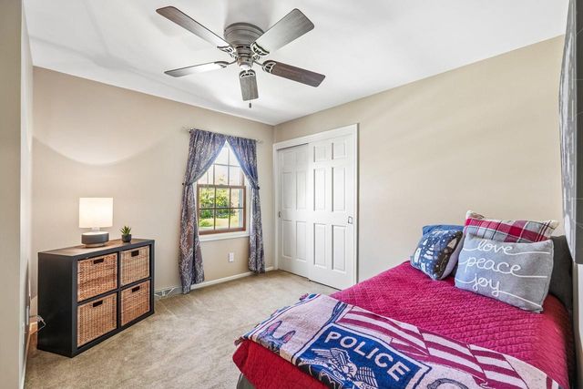 W69N346 Evergreen BOULEVARD, Cedarburg, WI 53012