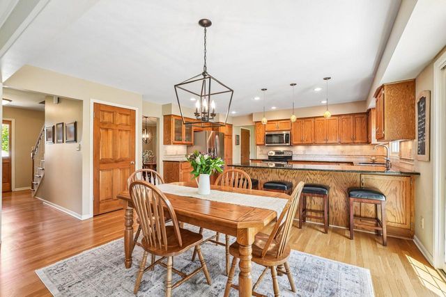 W69N346 Evergreen BOULEVARD, Cedarburg, WI 53012