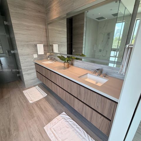 2100 S Miami Avenue, Miami, FL 33129