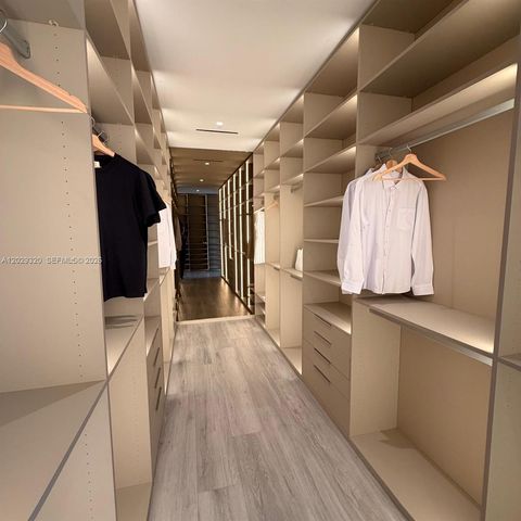2100 S Miami Avenue, Miami, FL 33129