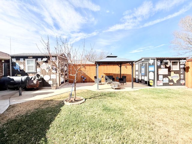 2214 95th Street, Lubbock, TX 79423