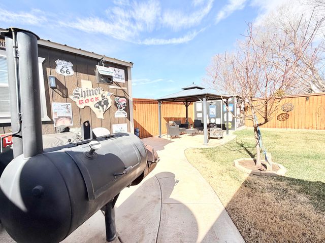 2214 95th Street, Lubbock, TX 79423