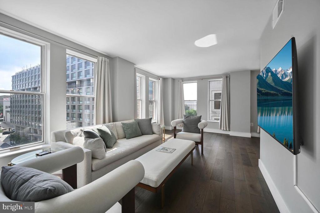 601 Pennsylvania Ave NW Apt 610, Washington, DC 20004