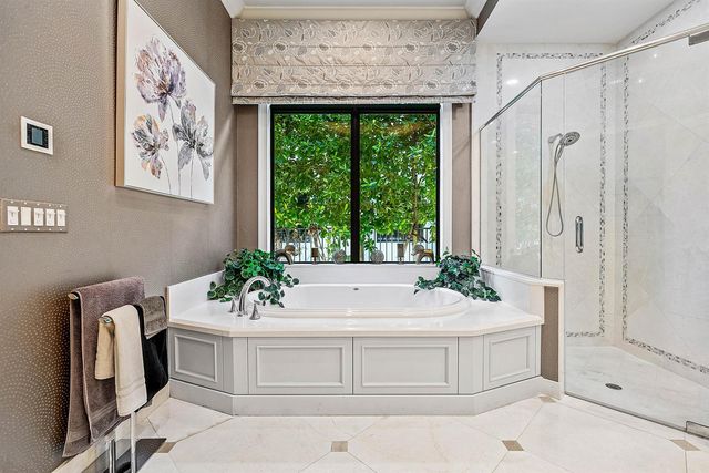 16882 Crown Bridge Drive, Delray Beach, FL 33446