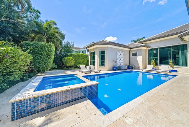 16882 Crown Bridge Drive, Delray Beach, FL 33446