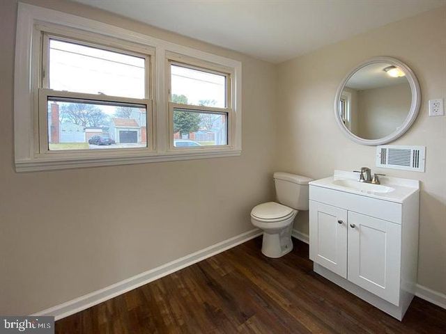 214 HENDRICKSON AVE, Beverly, NJ 08010