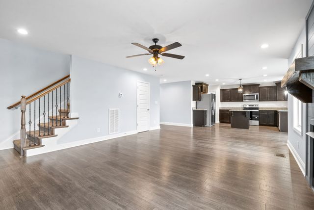 820 Crestone Lane, Clarksville, TN 37042