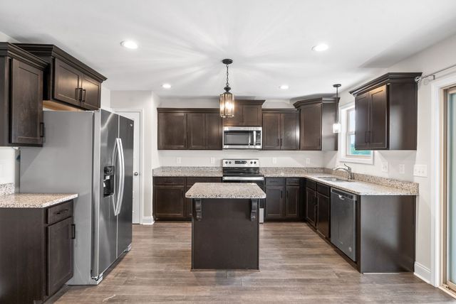 820 Crestone Lane, Clarksville, TN 37042