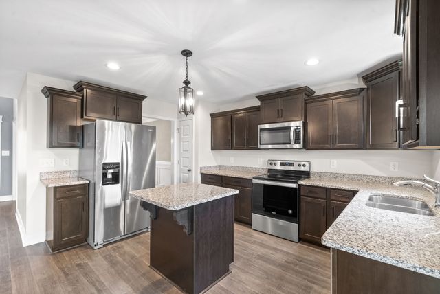 820 Crestone Lane, Clarksville, TN 37042