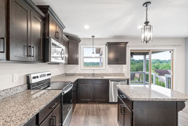 820 Crestone Lane, Clarksville, TN 37042