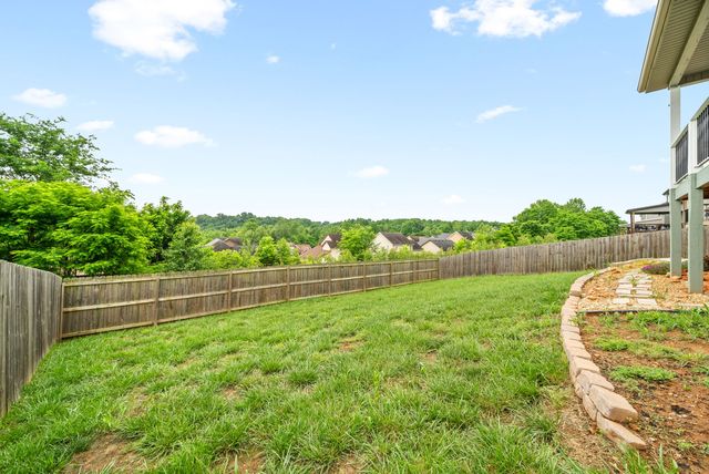 820 Crestone Lane, Clarksville, TN 37042