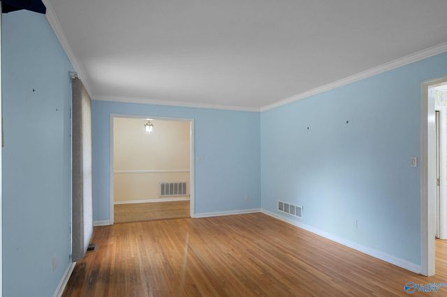 2102 Chadburn Drive SW, Huntsville, AL 35803