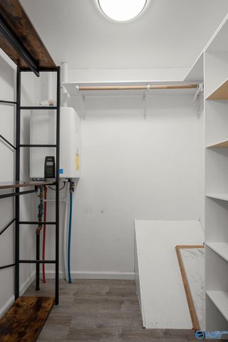 2102 Chadburn Drive SW, Huntsville, AL 35803