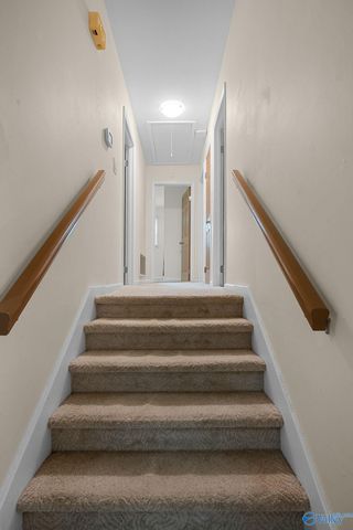 2102 Chadburn Drive SW, Huntsville, AL 35803