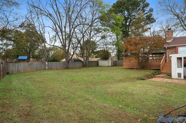 2102 Chadburn Drive SW, Huntsville, AL 35803