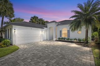 118 N Village Way, Jupiter, FL 33458
