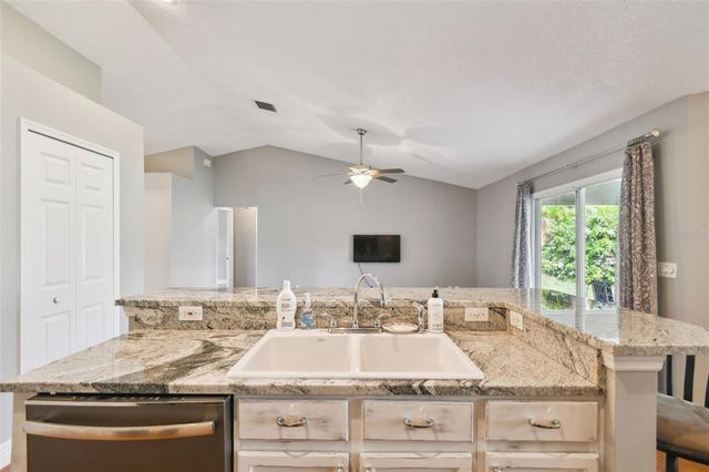 118 WOOD RIDGE TRAIL, Sanford, FL 32771