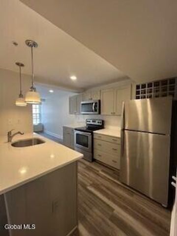 200 Broadway 408, Troy, NY 12180