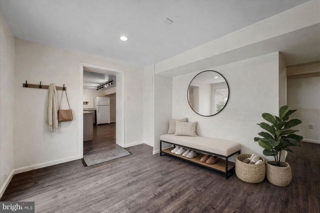 155 BLACKBERRY LN, Gore, VA 22637