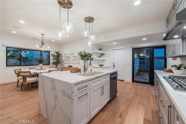 35 Beachcomber Drive, Corona Del Mar, CA 92625