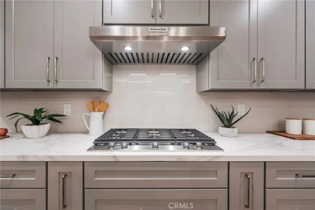 35 Beachcomber Drive, Corona Del Mar, CA 92625