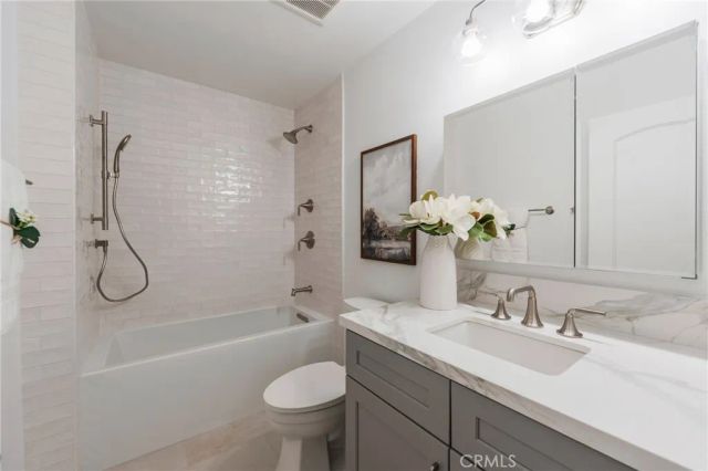 35 Beachcomber Drive, Corona Del Mar, CA 92625