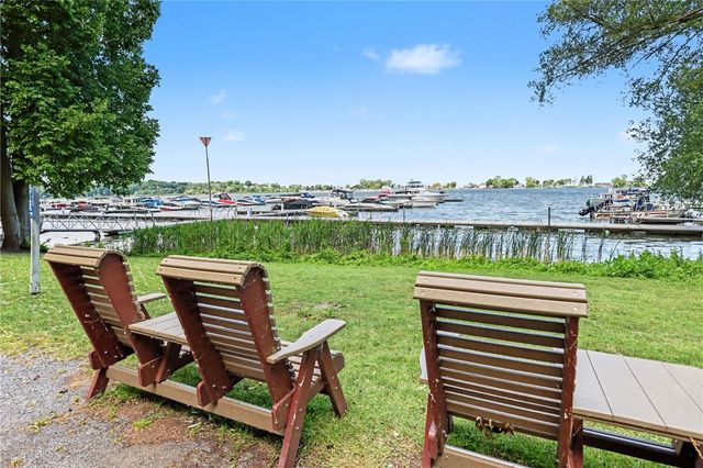 676 Admiralty Way, Webster, NY 14580